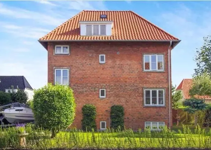 Close To Centrum, And Subway Kopenhaga