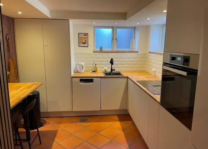 Close To Centrum, And Subway Apartment